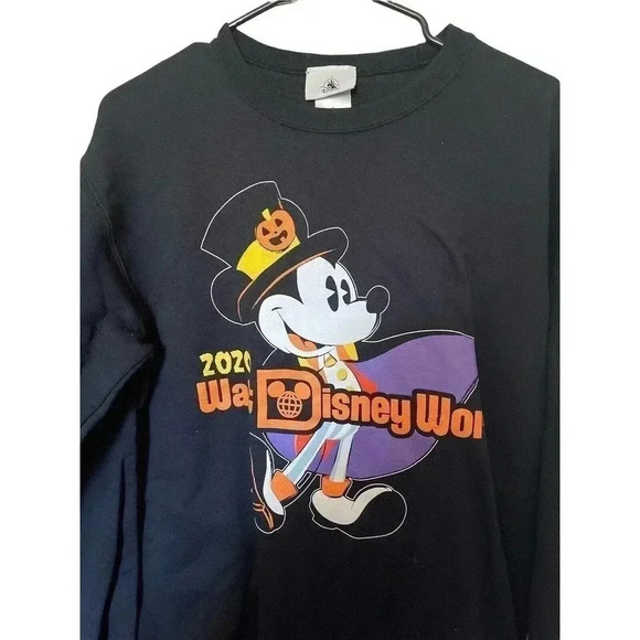 DISNEY BLACKE SWEAT SHIRT 2020 WALT DISNEY WORLD WITH MICKEY - Picture 2 of 3